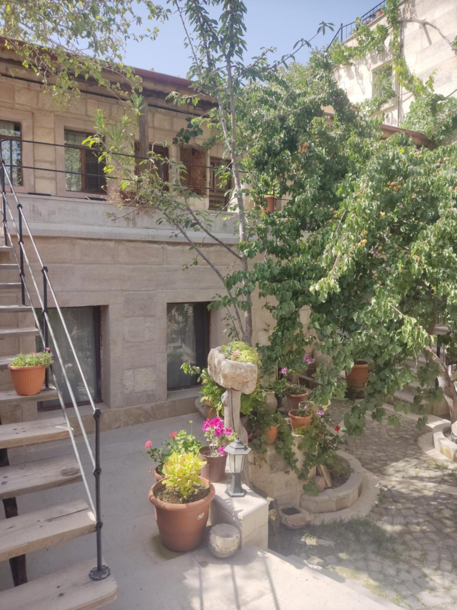 Hotel Luwian Stone House Göreme Exterior foto